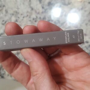 Nib stowaway effortless eyeliner